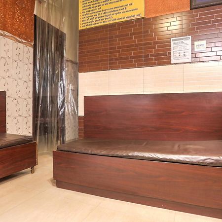 Hotel O Shri Sai Guest House เดลี ภายนอก รูปภาพ