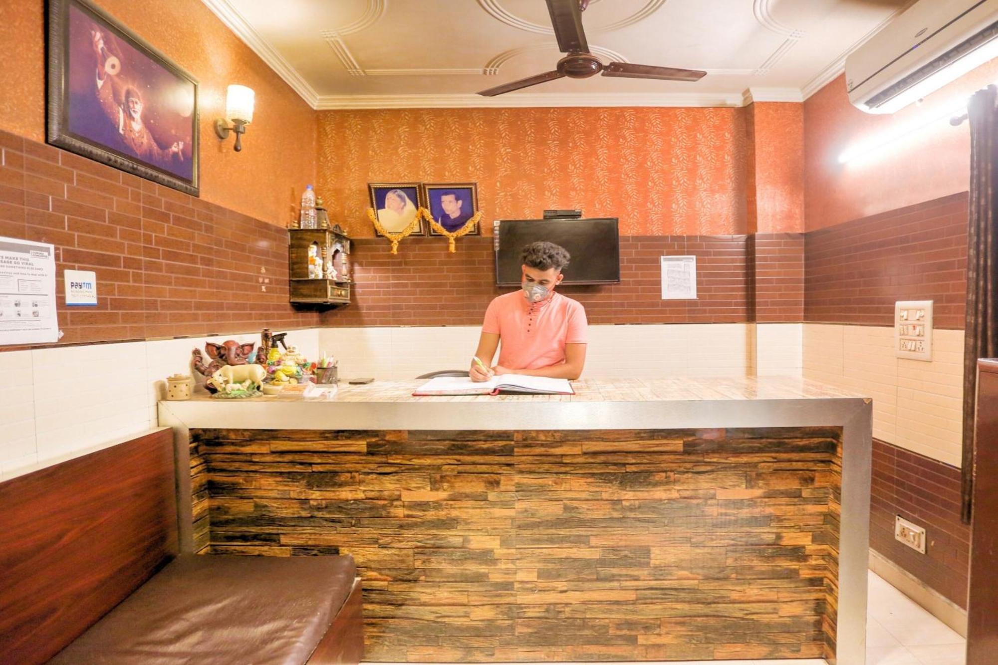 Hotel O Shri Sai Guest House เดลี ภายนอก รูปภาพ