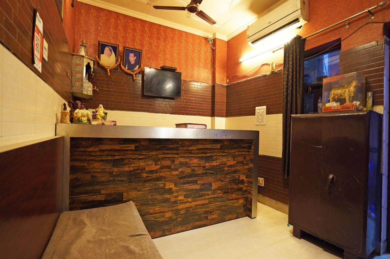 Hotel O Shri Sai Guest House เดลี ภายนอก รูปภาพ